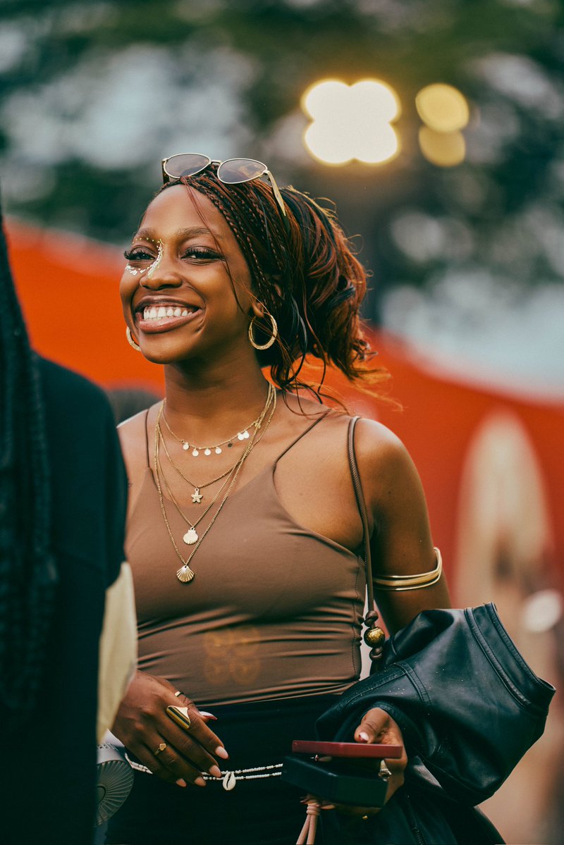 LyslayShotit tweet media