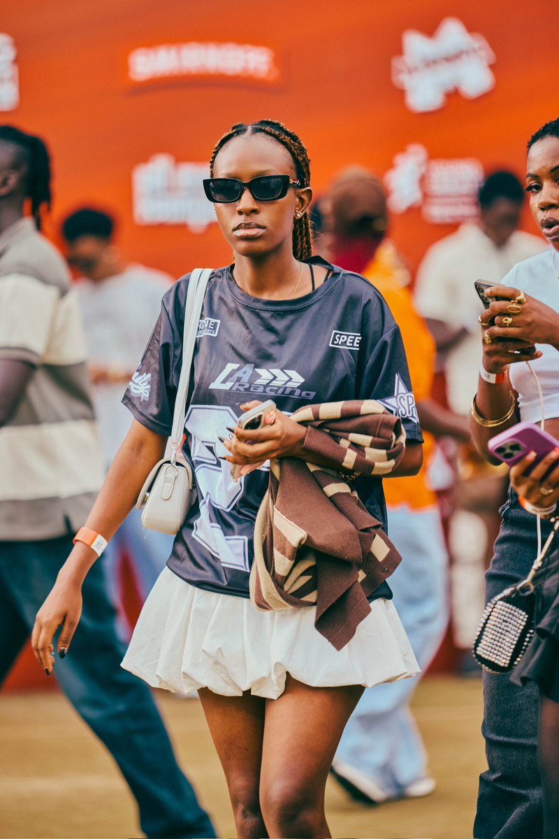 LyslayShotit tweet media