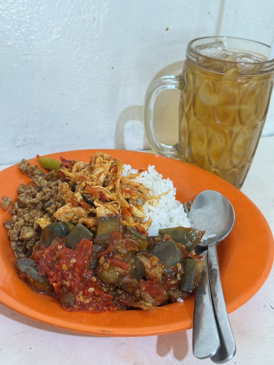 chi 30++ tweet media