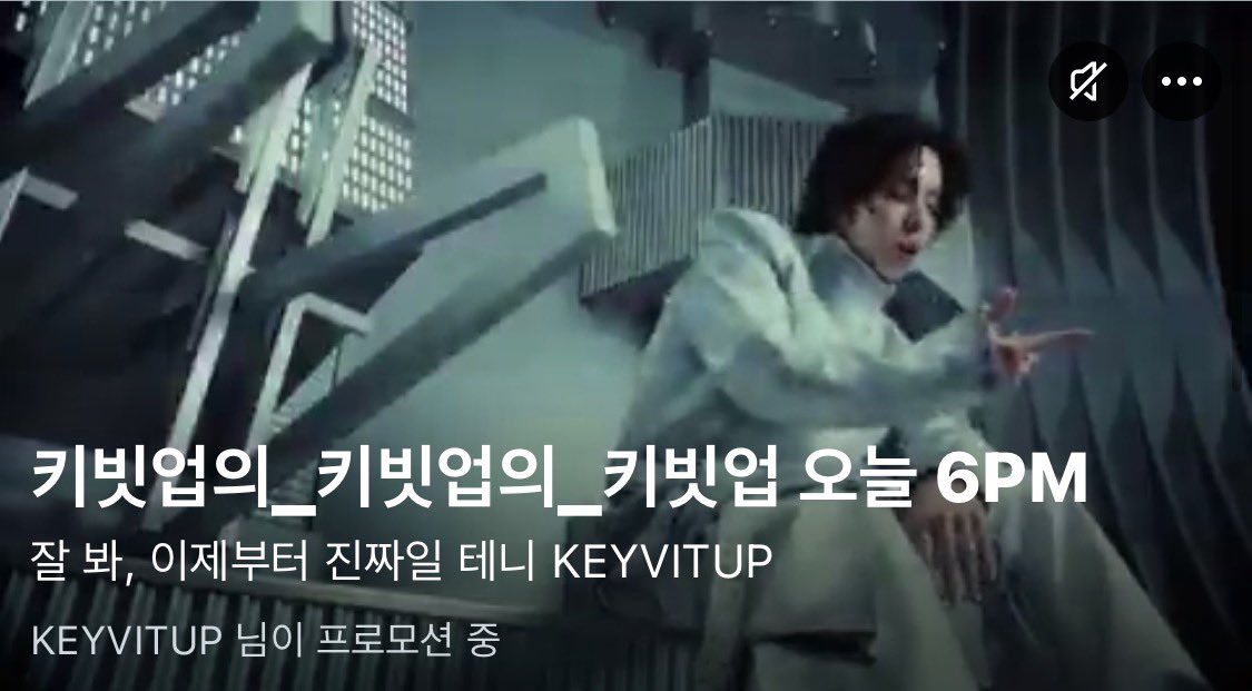 Jonnaslow딸기라떼휘핑크림빼주세요 tweet media