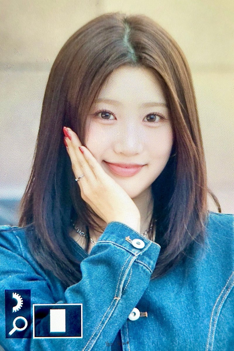 Lindo_0326's tweet photo. 260408 쇼챔 미니팬미팅
#첫사랑 #CSR #서연 #SEOYEON

막방까지 아자아자 🫶🏻🩷 https://t.co/tM0ZLOjFll