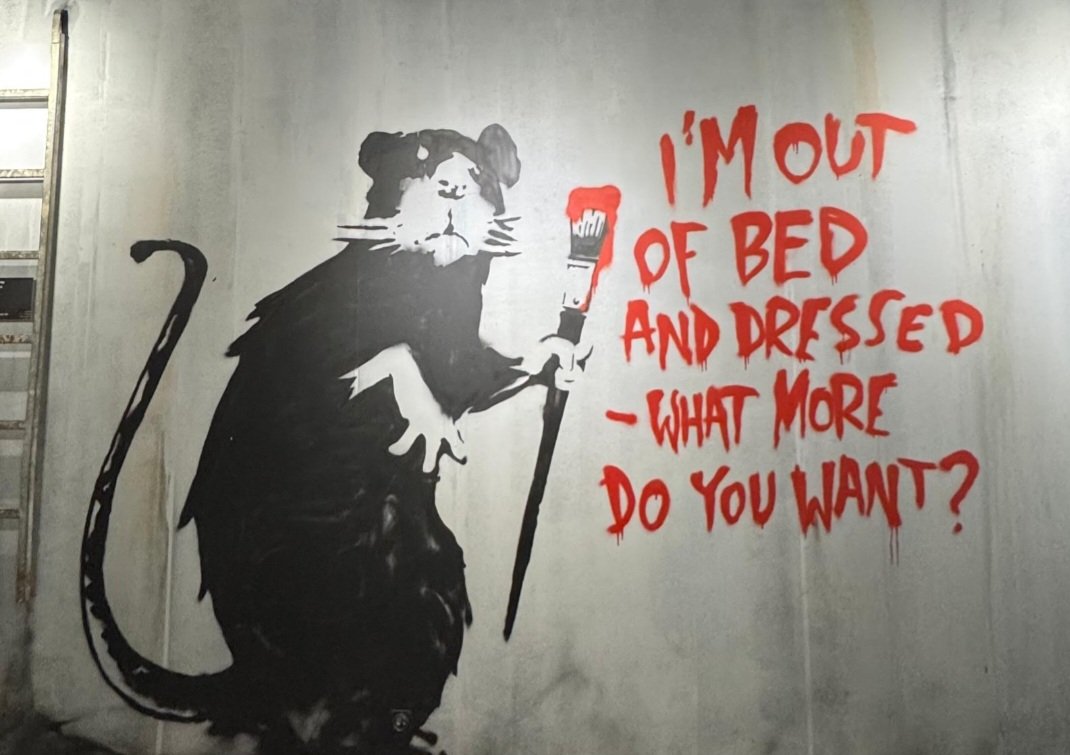 P@usenCl0wn tweet media