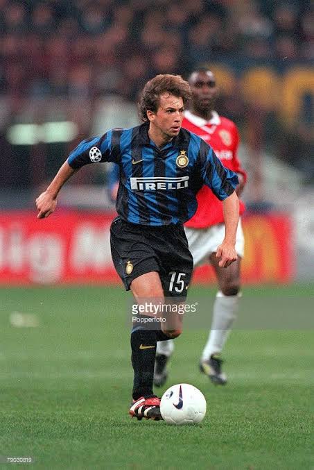 ᗪOᗰISIᒪI ᗰᗩᑎᗩ? tweet media