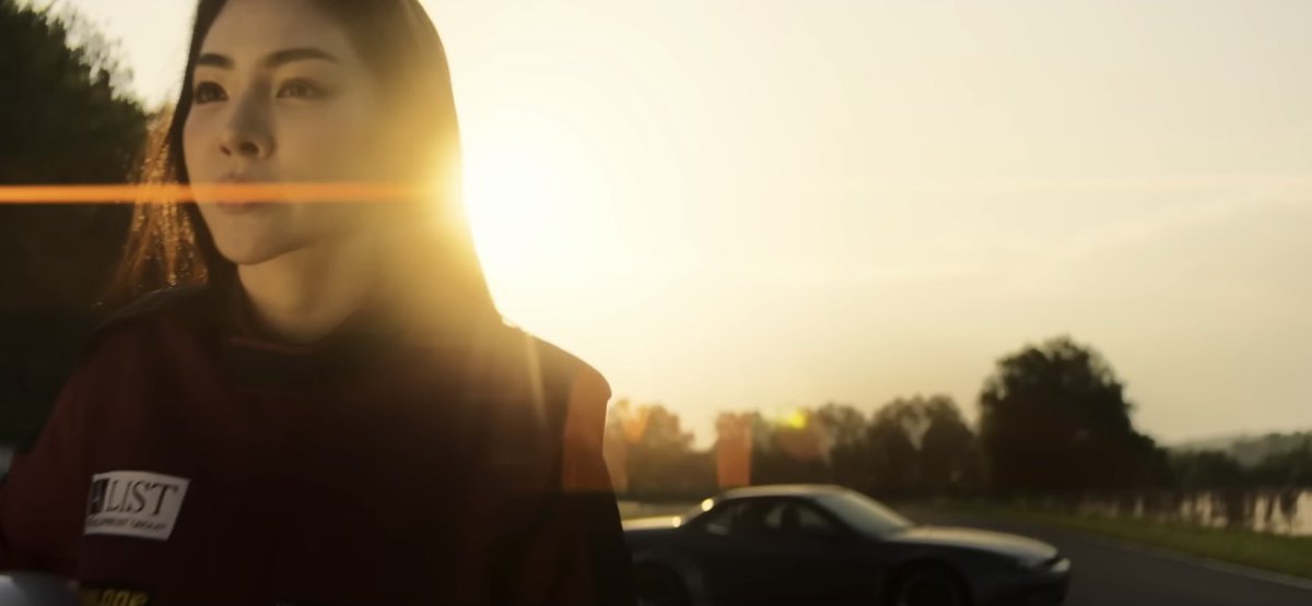 파이링 tweet media