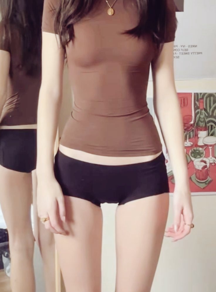 xoxobfore's tweet image. No matter how unrealistic it seems, it's going to happen.
#thinspo