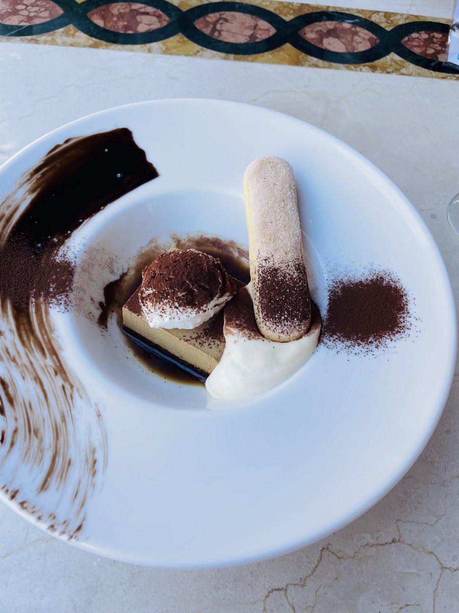 ルフー tweet media