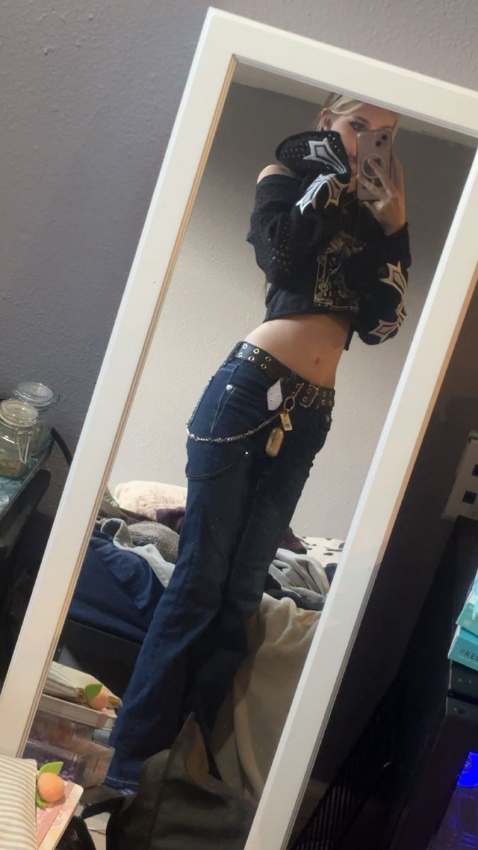 iris ♡ inactive acc tweet media