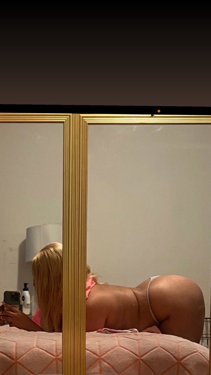 MoneyDoll_M's tweet photo. @Pearlprincess1x Follow me on snap misscumandpay https://t.co/2b50NuCzds