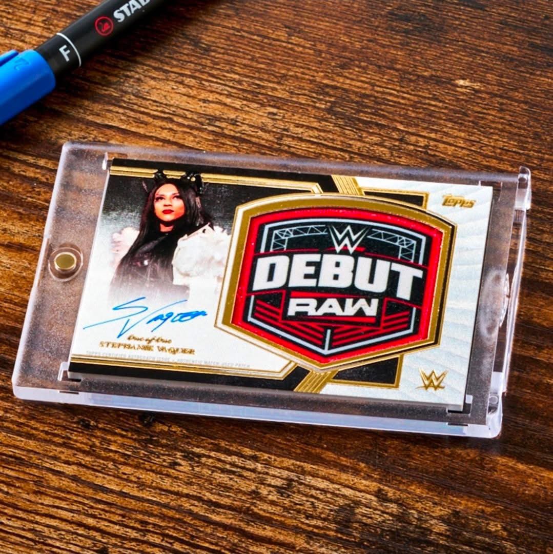HunterSever3's tweet photo. @Tdowning16 what would you do if I end up hitting one of these for a buyer?? #debutpatch #topps #money #wwe #wrestlemania #937breakz https://t.co/95ECt04kJu