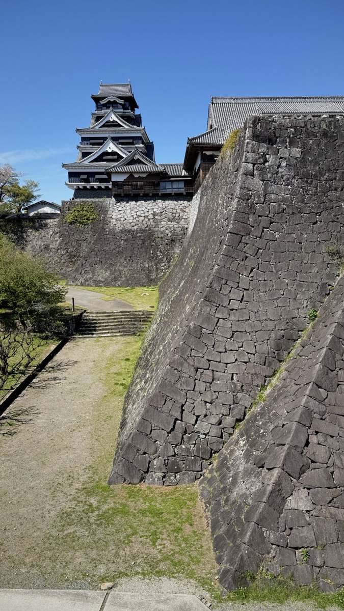 千田嘉博_城郭考古学 tweet media