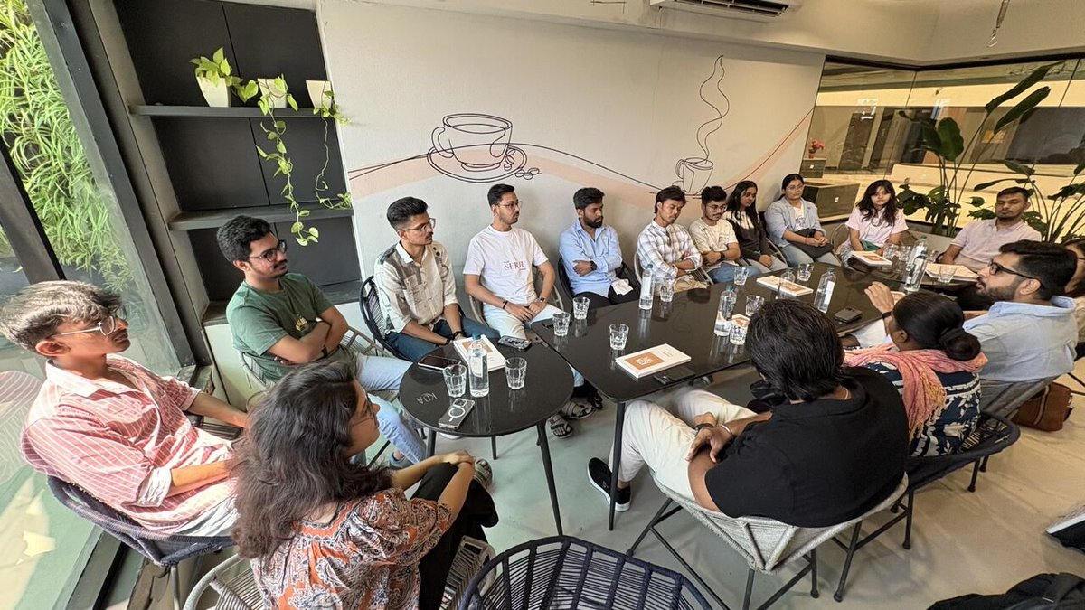 sanket__rp's tweet photo. Design is changing fast. At the Vadodara meetup, we discussed real UX challenges, portfolios &amp; how AI tools are shifting our approach.
Thanks Vadodara Design Community &amp; IxDF Vadodara.

#UX #AI2026 #Claude https://t.co/fylGY29jN7
