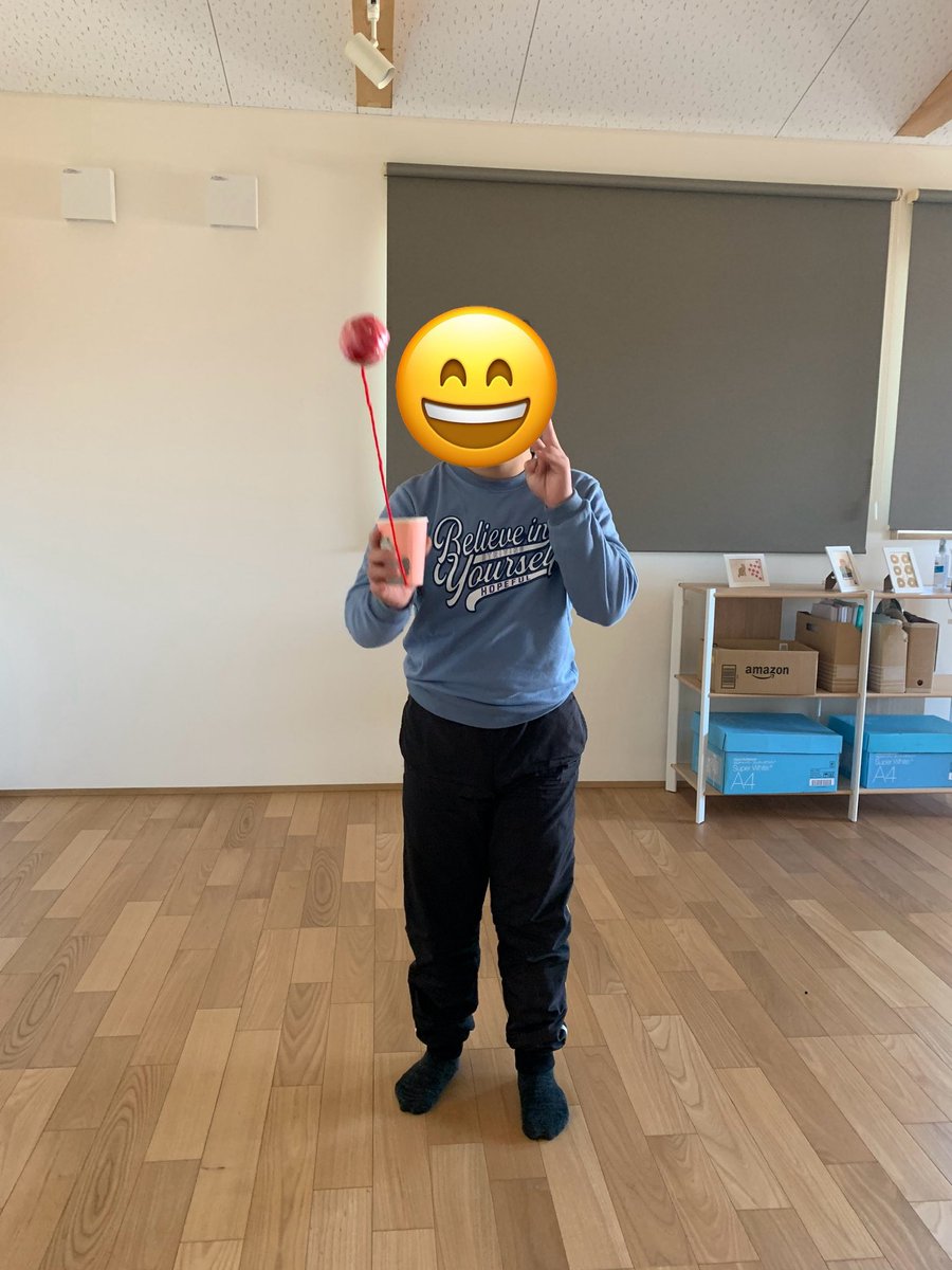 irohakitamoto's tweet photo. こんにちは、今日は、けん玉に挑戦しました。(^｡^) 

『入った！』『もう一回やってみる！』と、何度もチャレンジする姿が見られました。

#北本市
#桶川市
#鴻巣市
#上尾市
#加須市
#久喜市
#不登校児
#引きこもり
#放課後等ディサービス
#児童発達支援 https://t.co/ft8I9fw5ZZ