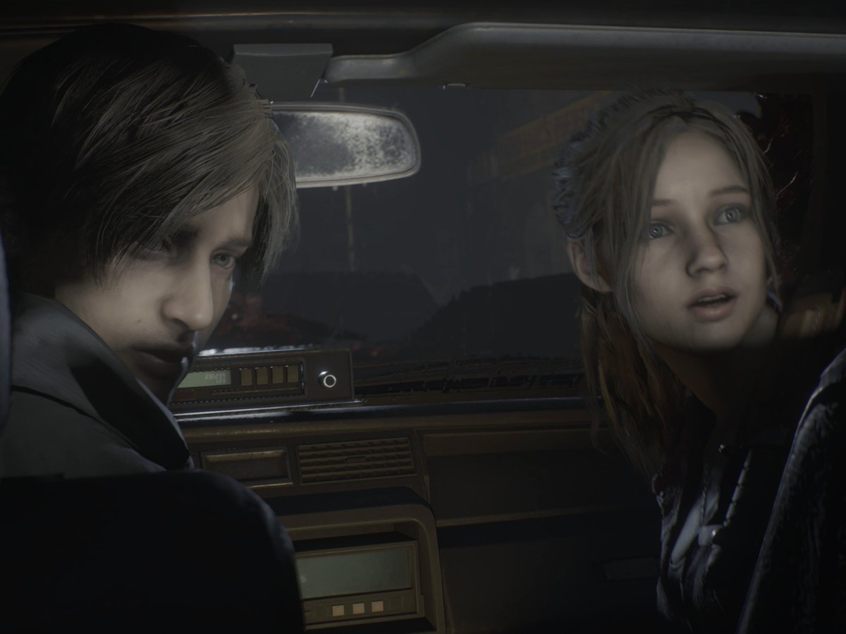 比較するために久しぶりにRE2立ち上げてたんだけど、レオンもクレアも若くて頬が丸くてまだあどけなくて、それだけで泣きそう。