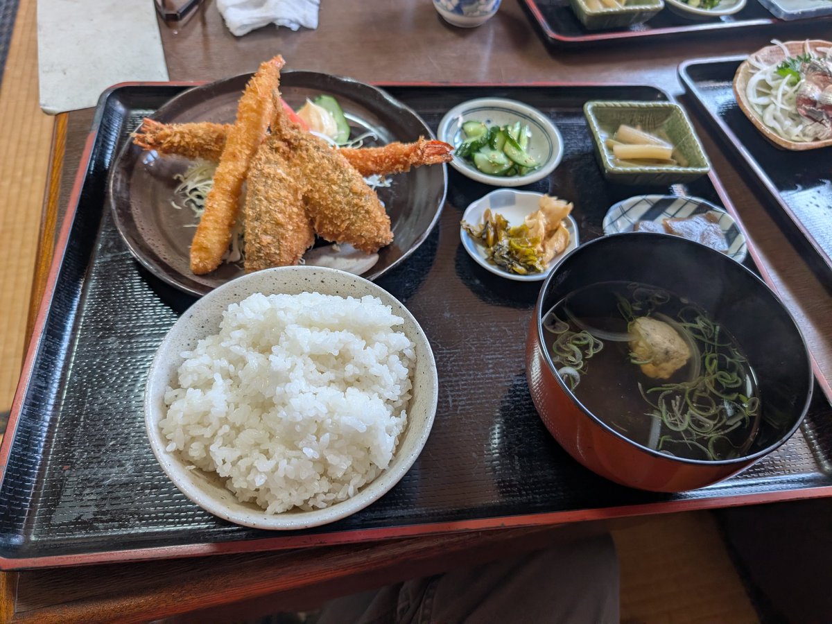 nano3636's tweet image. 今日は…
波も良かったし🌊
飯も美味かった🐟️
自分が全然ダメ🫨
だった

#DHA #EPA買ってこようと