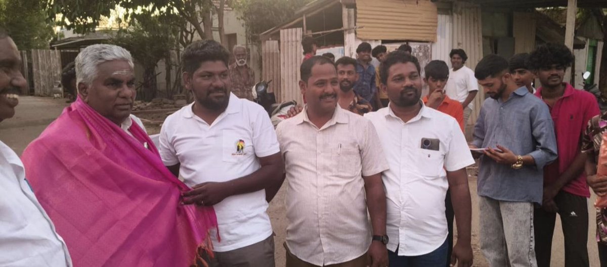 DMK Student Wing tweet media