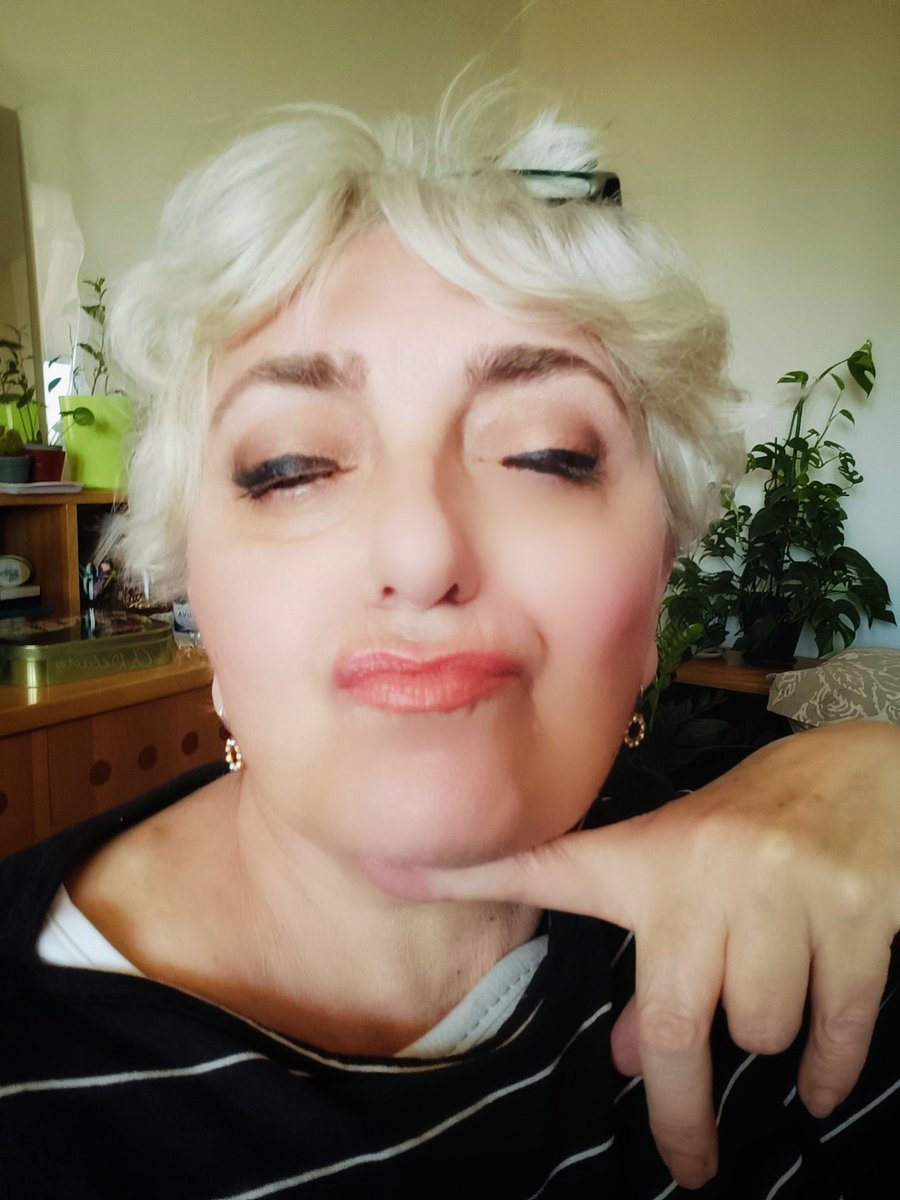 PettyMagpie🐦⬛ tweet media