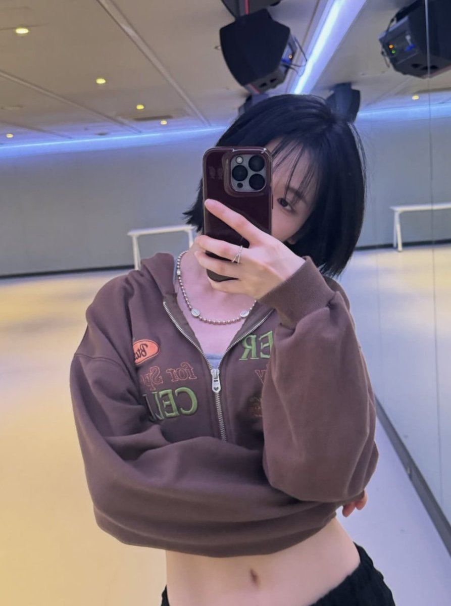 Shypureehc's tweet photo. マヤおめでとう🖤👑
#HappyMAYADay
#いつだってがんばっているマヤの笑顔が大好きだから https://t.co/5no17Crqcd