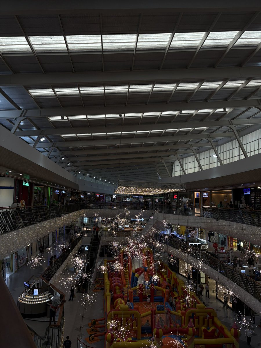 องุ่น น tweet media