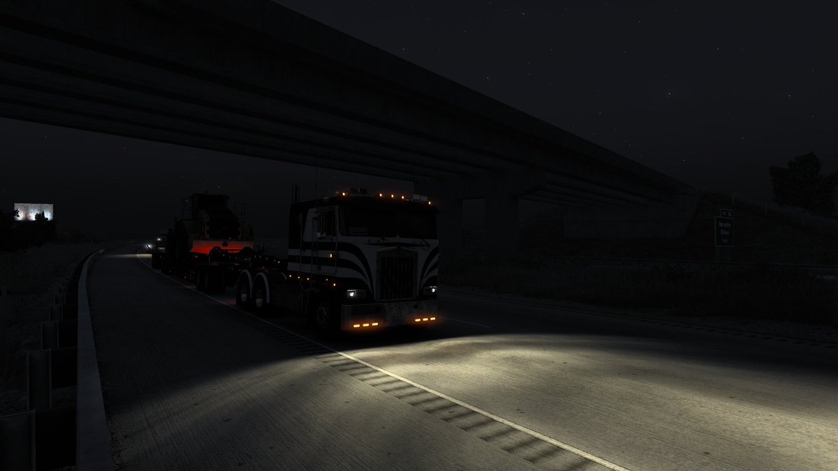 arrowsrealm's tweet photo. Weโve broadened our horizon to heavy-duty, long-haul cargo operations โ and the Volvo L250H wheel loader has emerged as a customer favorite. ๐๐จ
#AmericanTruckSimulator #ATS @SCSsoftware #BestCommunityEver #CruisingATS @TruckyOfficial #Trucky #VolvoCE #VolvoConstructionEquipment @VolvoCES