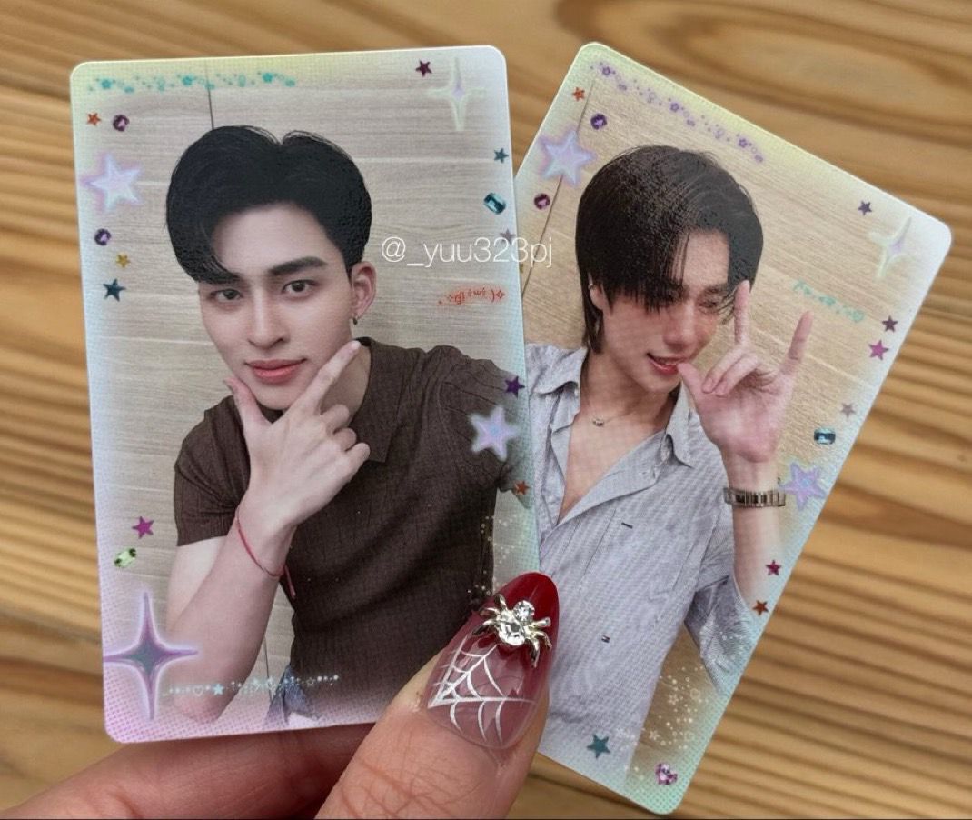 secr.etmoonlights tweet media