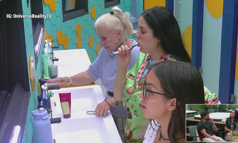 dramabananna tweet media