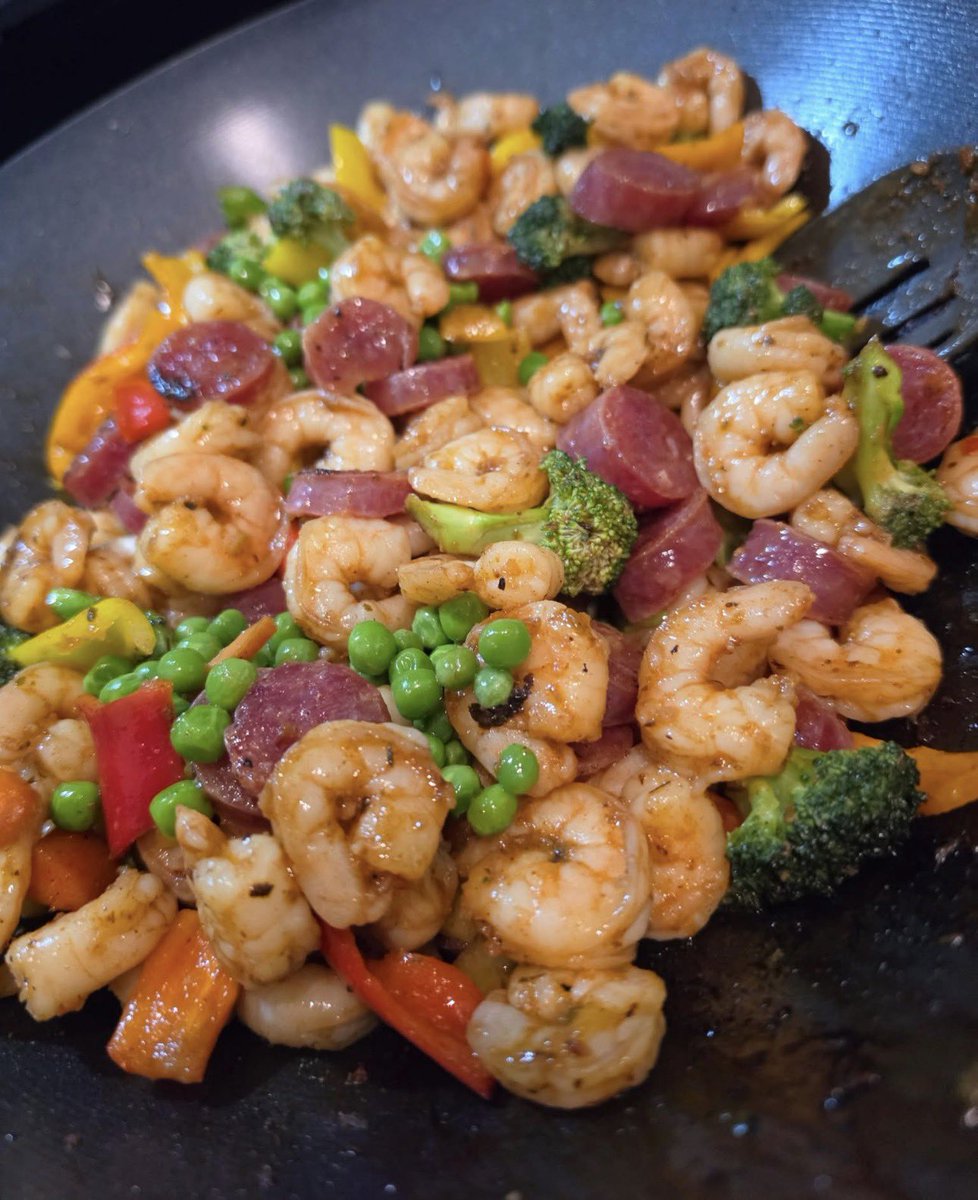 OGCatMan tweet media