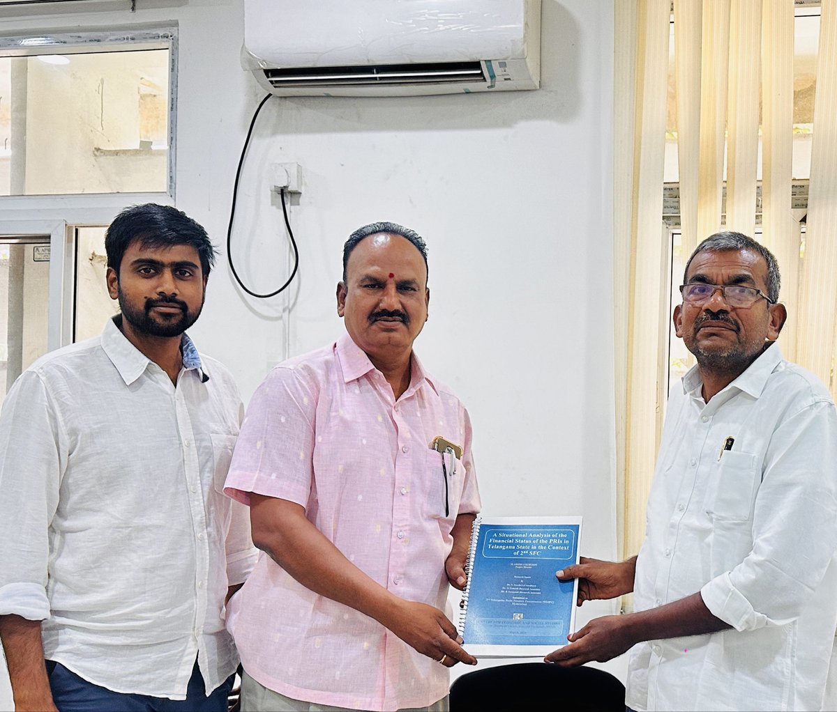 TGFinCom's tweet photo. Center for Economics and Social Studies (CESS) has submitted its report on Rural Local Bodies, titled “A Situational Analysis of the Financial Status of the PRIs in Telangana State in the Context of 2nd SFC”, on 08/04/2026 to TGSFC https://t.co/fegWXbRy2e