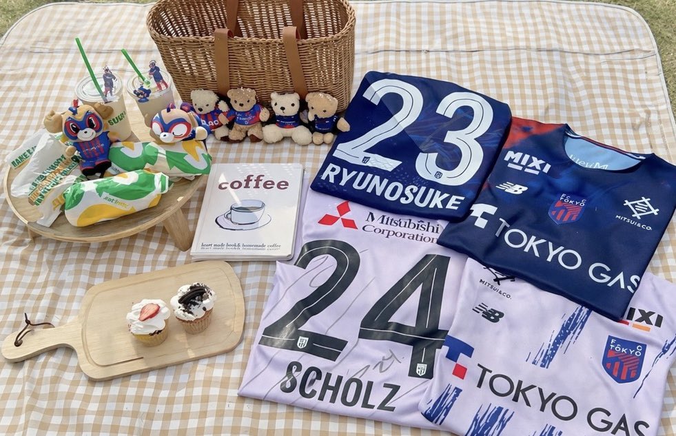 もふこ tweet media