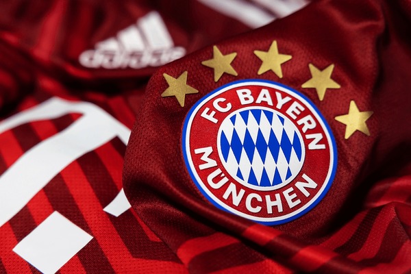 FC Bayern Türkiye tweet media
