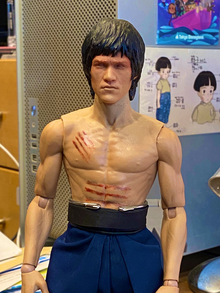 Replicant_isa tweet media