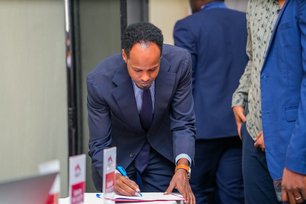 UgEquityBank's tweet image. HAPPENING NOW at Protea Hotel, Kampala: We are here for the launch of the new and improved Equity Online For Business, a platform that promises smarter, faster, and more convenient ways to manage your business.

#EquityBankUganda 
#EquityOnlineForBusiness