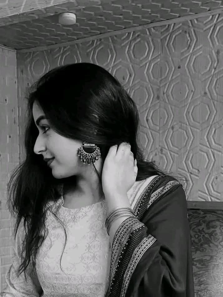 انشاء راجپوت tweet media