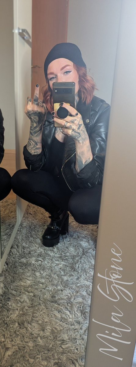 Mila Stone tweet media