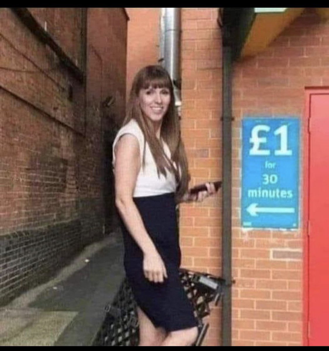 Carl Gott tweet media