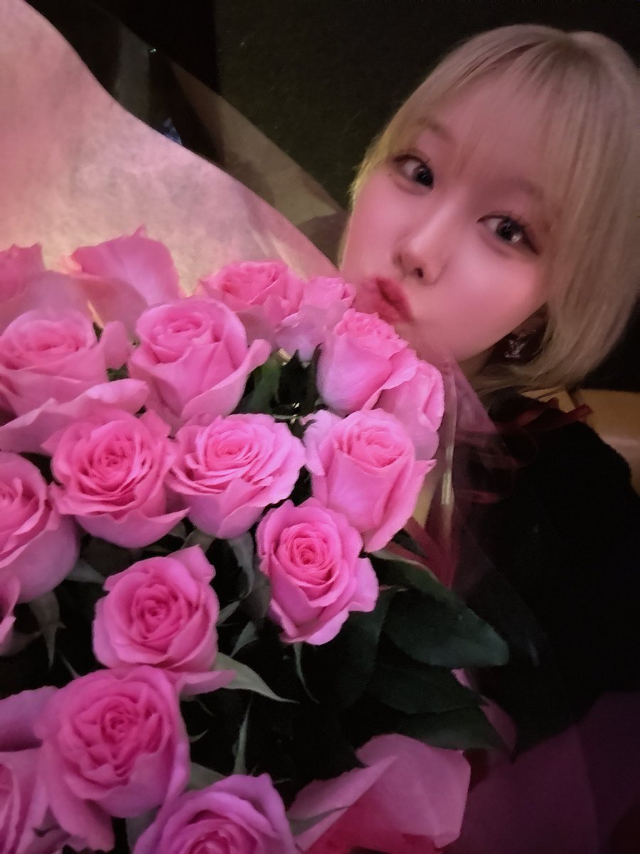 official__rinan's tweet photo. 24ちゃいなりました🩷
いーっぱい祝ってくれて嬉しかったです( *´꒳`*)🩷 https://t.co/noJOx0aEJM