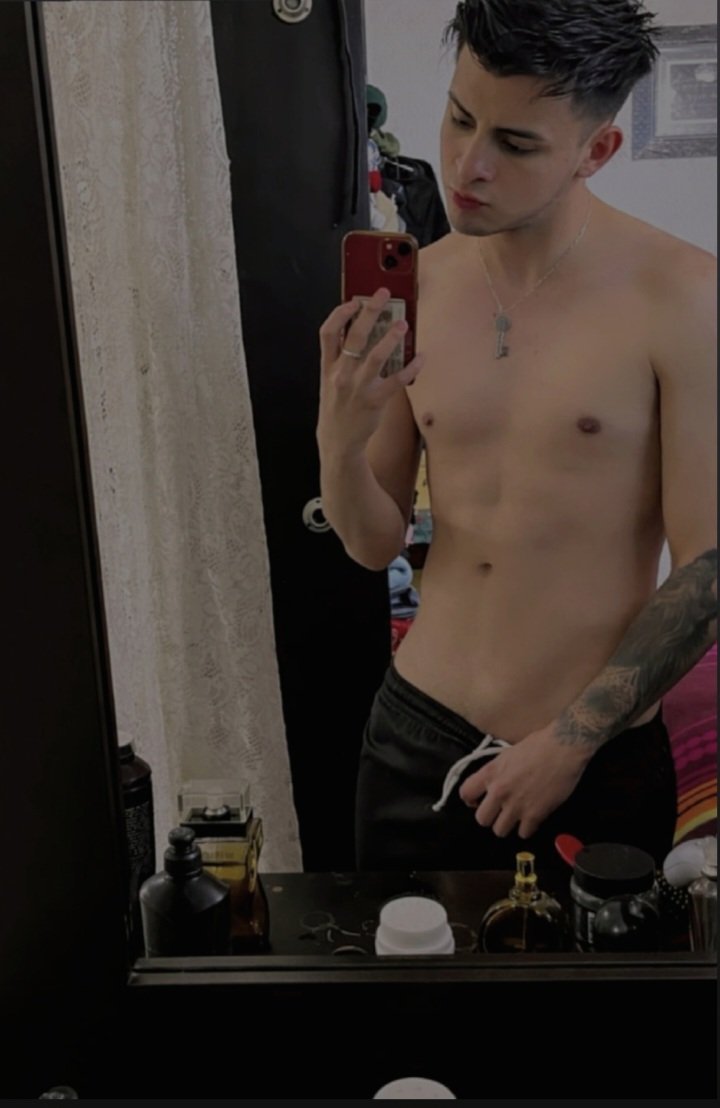 Luis_20ro (@bebesinhot) on Twitter photo 