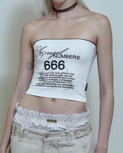 jmy138's tweet photo. เกาะอก angel number ★ 120 ★
อกยืดได้ถึง 34” ยาว 15”

ของจริงยังสีขาวน้า กล้องสีเพี้ยนค่า 🥹

💌 ส่ง 40 (ปัก, รี ลด 5 B.)
สั่งวันนี้ ส่งวันนี้เลยค่าา 🛵💨

#ส่งต่อเสื้อผ้า #ส่งต่อเสื้อผ้ามือสอง #ส่งต่อstylistshop #ส่งต่อfallenangels #fallenangels_store #ส่ง���่อvghbkk #vghbkk https://t.co/7912PRXADj