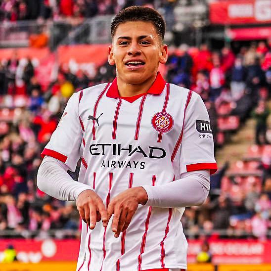 sky blue 🩵 tweet media