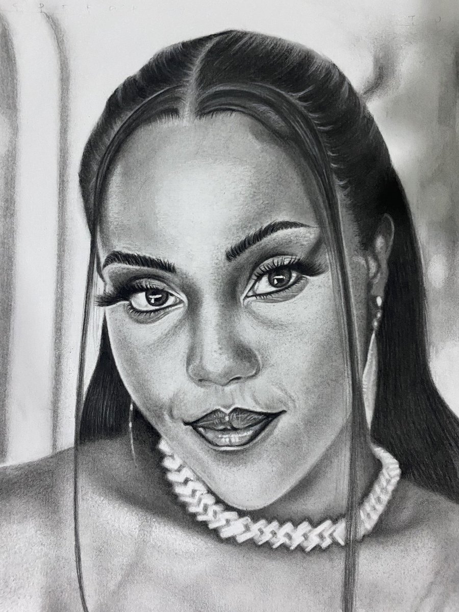 veak_arts's tweet photo. No matter how far I stray, my pencils chase me down, heavy with the sketches my soul refuses to leave behind!

For the love of ART✏️

Reference @Nikita_Kering https://t.co/89iDFWawlw