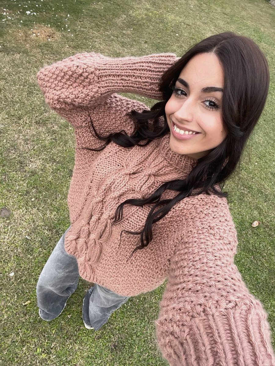 Mari Hottie tweet media
