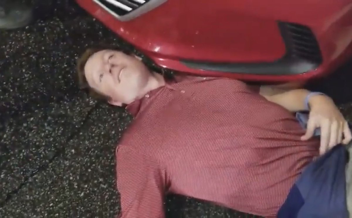 ymnis_v1's tweet image. dudes that had to save for their PC will call you broke for gaming on a console