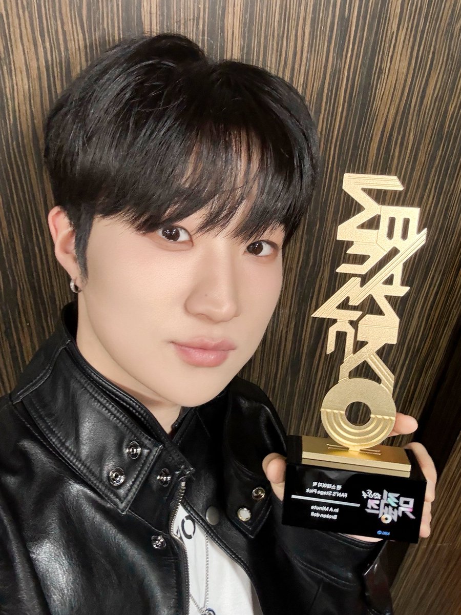 팬캐스트 Fancast tweet media