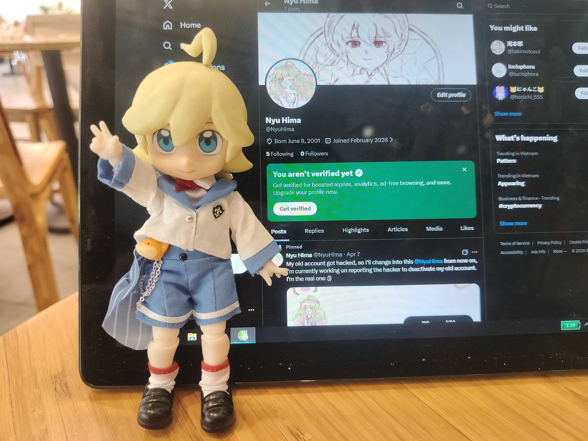 Nyu Hima tweet media