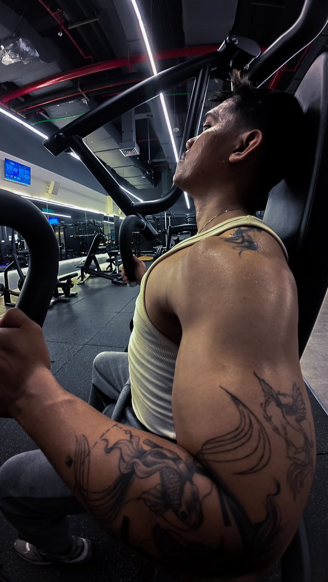 Fajarmo3's tweet image. Hujan nyaa deres banget #Bandung