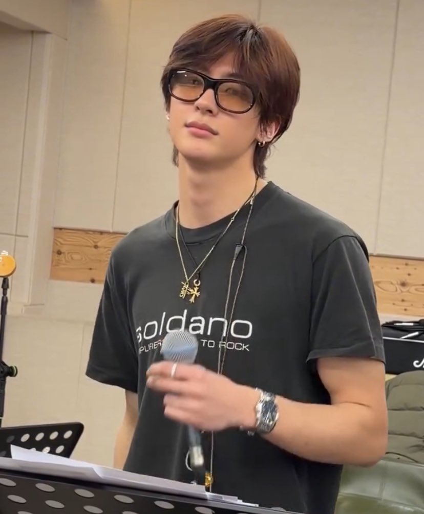 tari 🍎🍏 tweet media