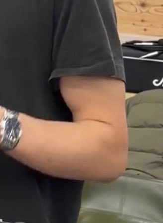 tari 🍎🍏 tweet media