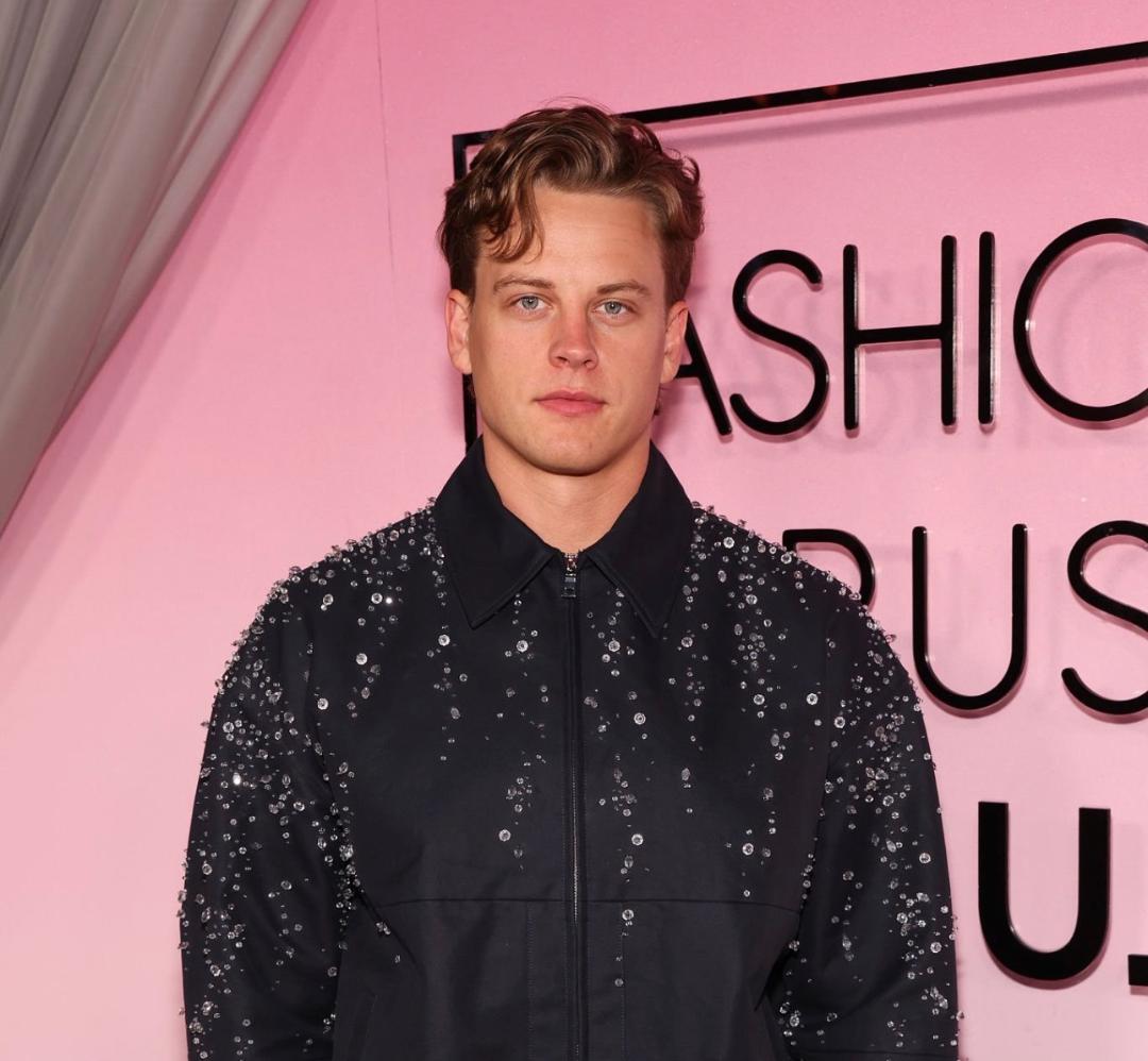 swimmercc09's tweet photo. Joe Burrow at The Fashion Trust U.S. 2026 https://t.co/RaFHUIj7Nb