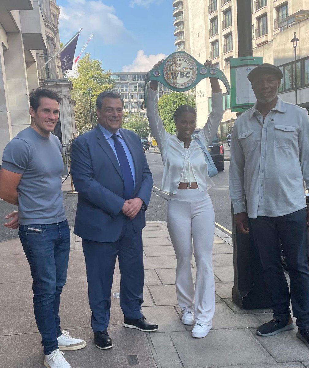 Mauricio Sulaiman tweet media