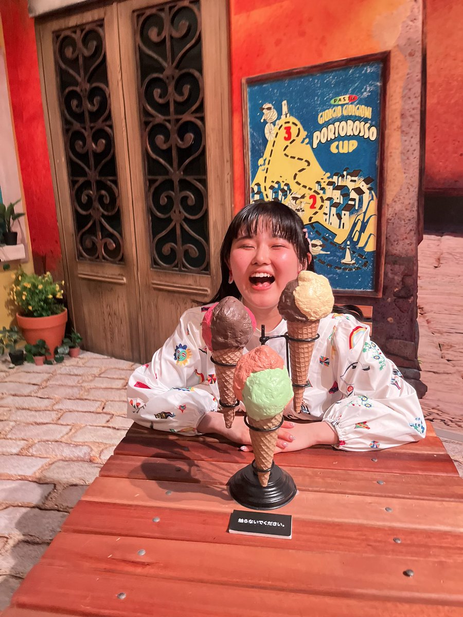 【5月主演舞台チケット発売開始🎟️】

出遅れました😭
今日が8日って気づかなかった笑
チケット発売開始です！
チケットこちらから、予約してくれたら飛び跳ねます！

もう来週には顔合わせ、始動します。
5月の私もお楽しみに🍪

#おかしの家

🎟️ticket.corich.jp/apply/450842/0…