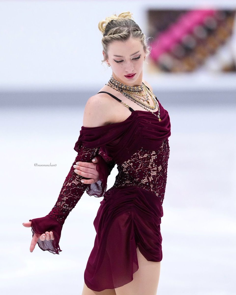 zhenya ✯ tweet media